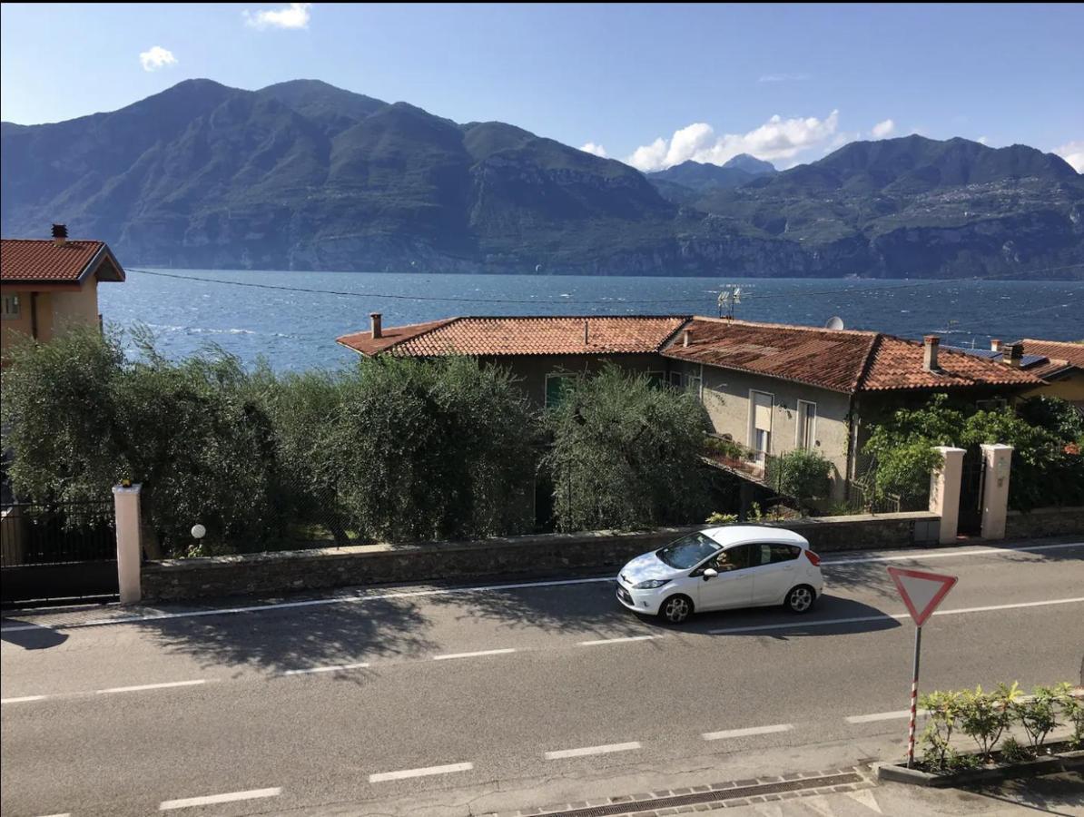 Lake View With Aircon - 5 Minutes From The Beach! Бренцоне-суль-Гарда Экстерьер фото